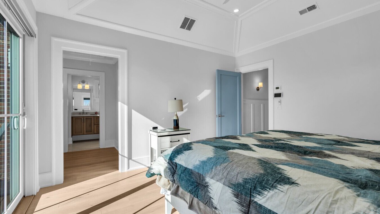 Photo of Bedroom in Gardens