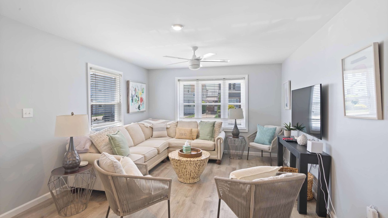 Photo of Livingroom in Margate City