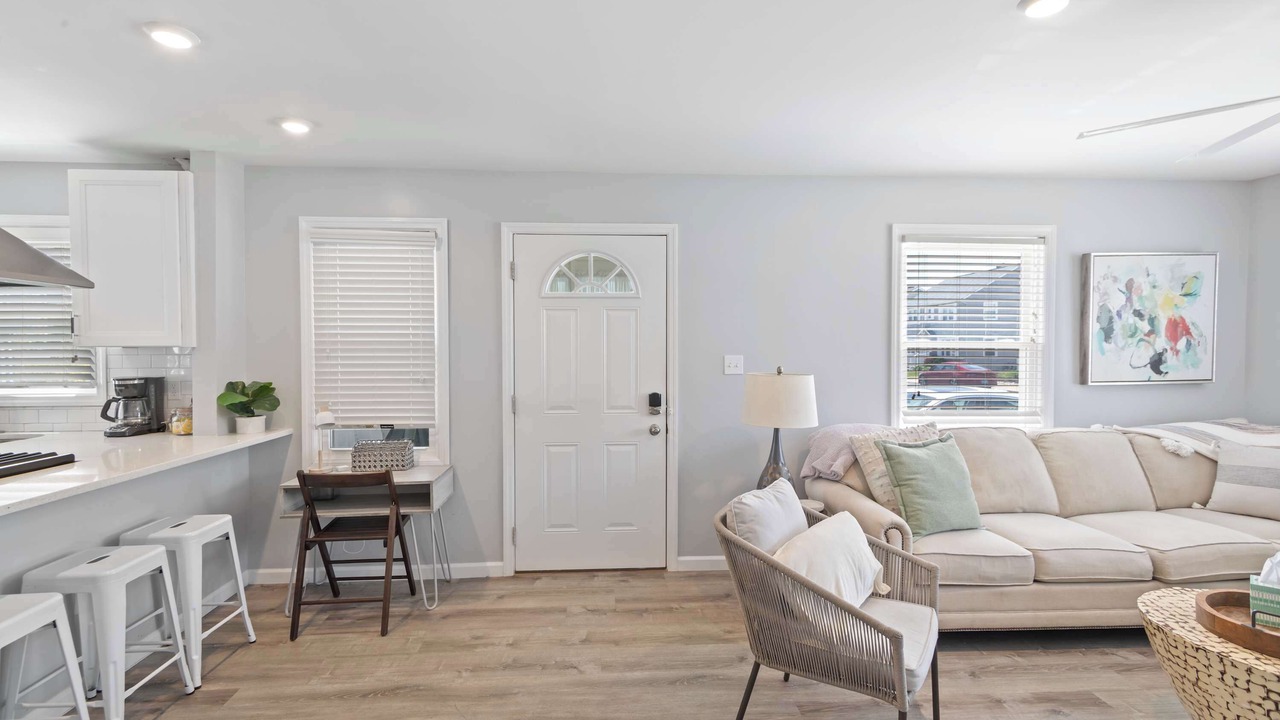 Photo of Livingroom in Margate City