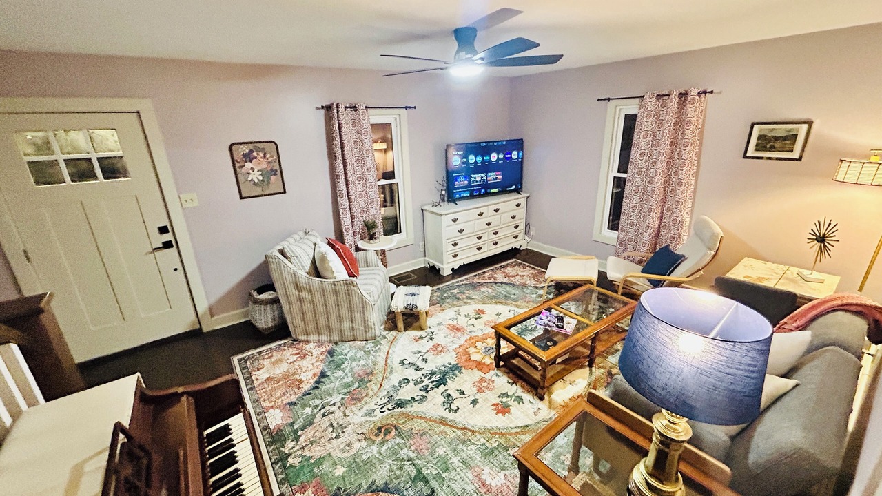 Photo of Livingroom in Boone