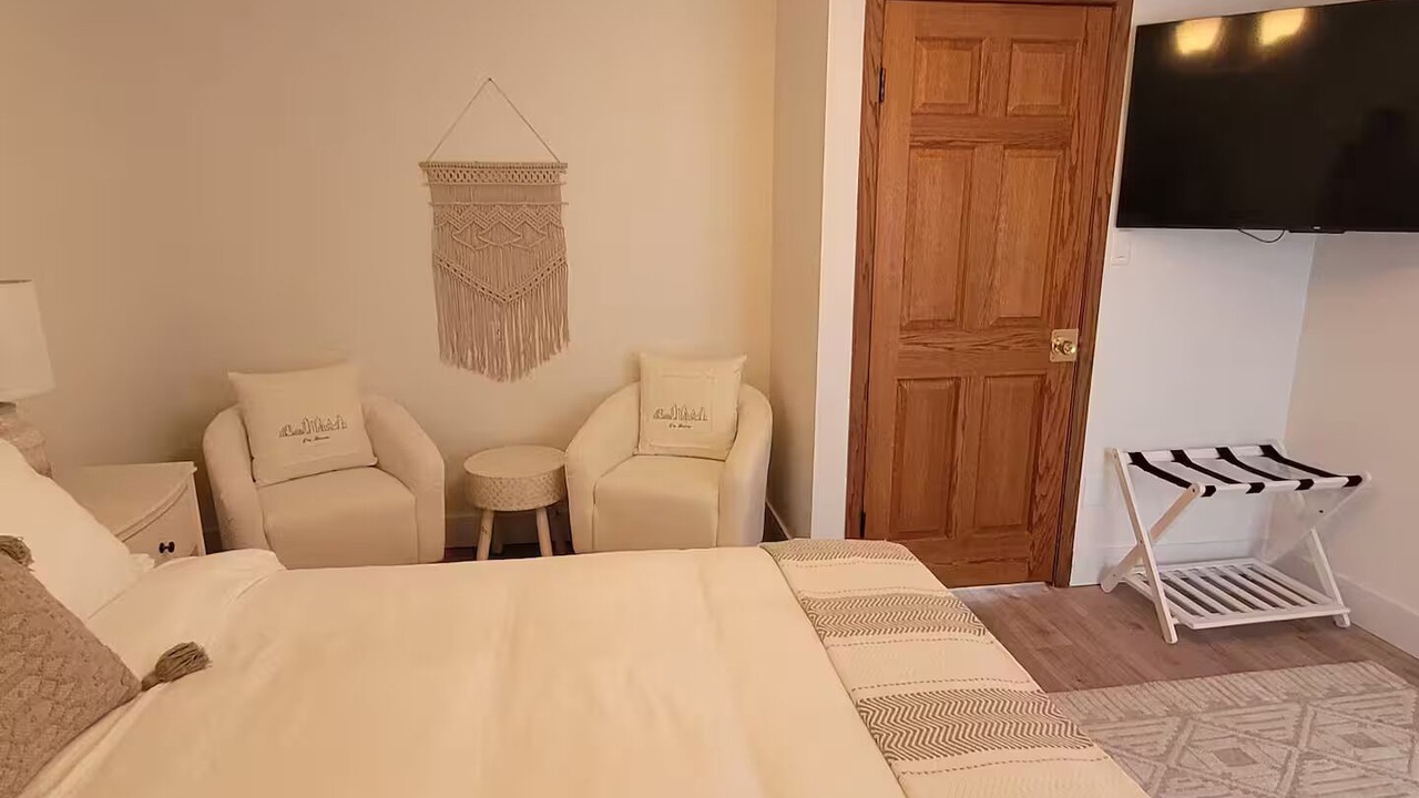 Photo of Bedroom in Beaverdale