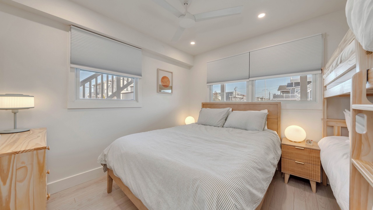 Photo of Bedroom in Avalon