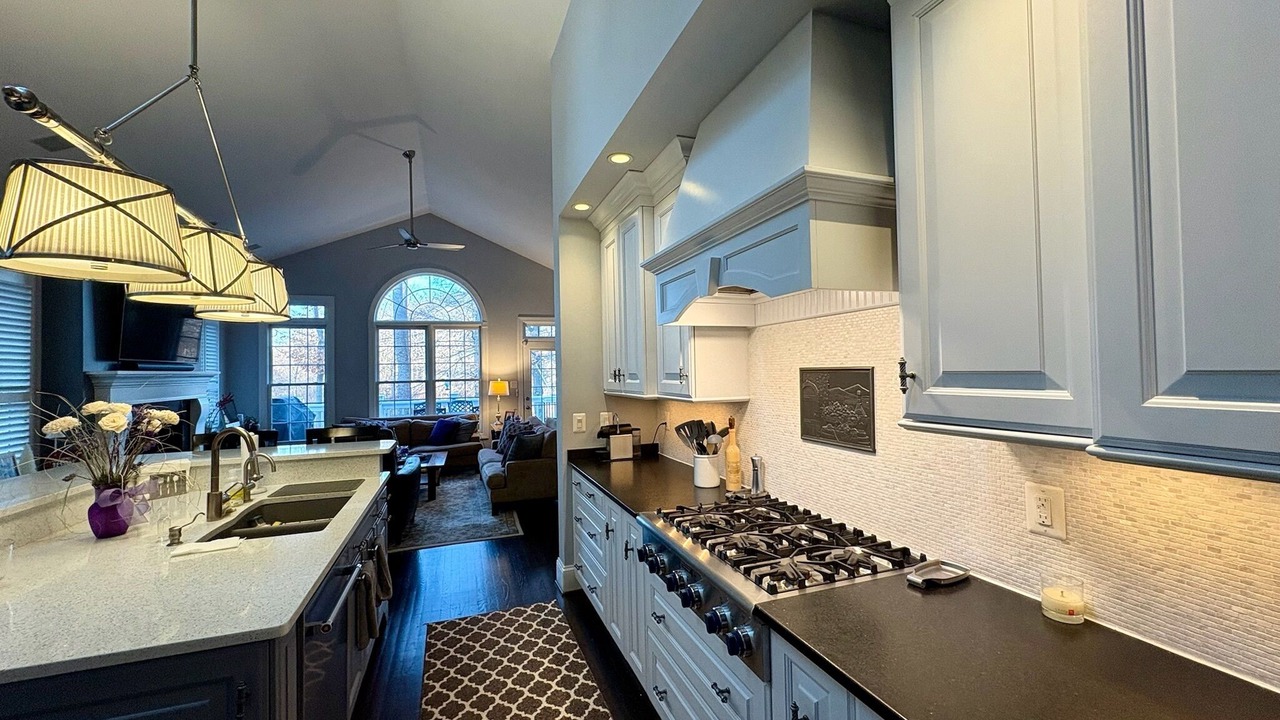 Photo of Kitchen in Lowes Island