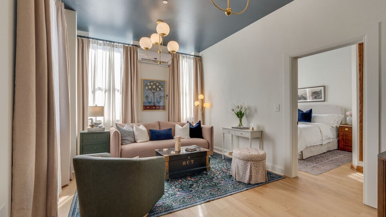Photo of Livingroom in Elizabethton
