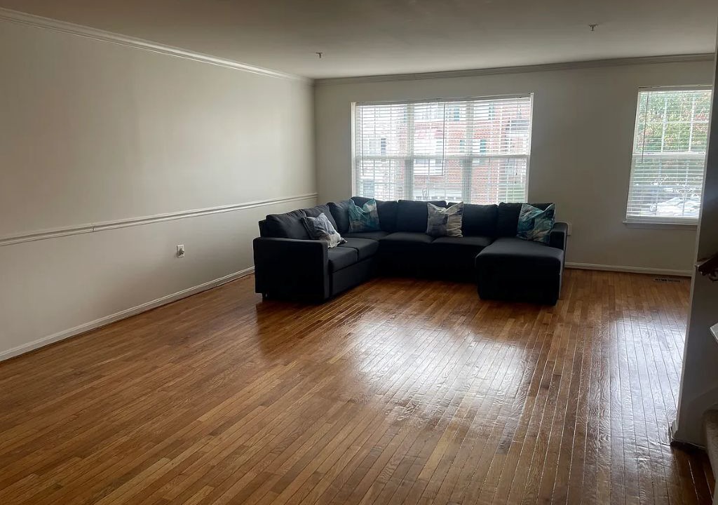 Photo of Livingroom in Owings Mills