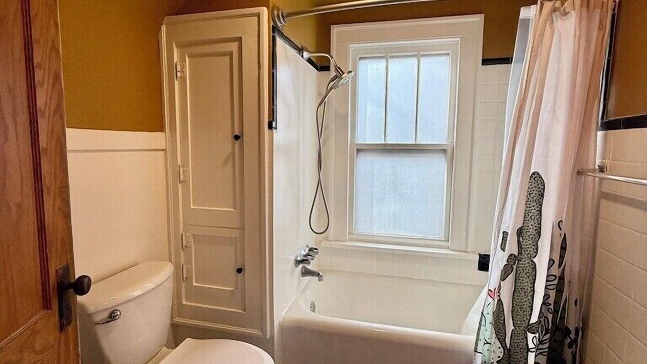Photo of Bathroom in North of Grand