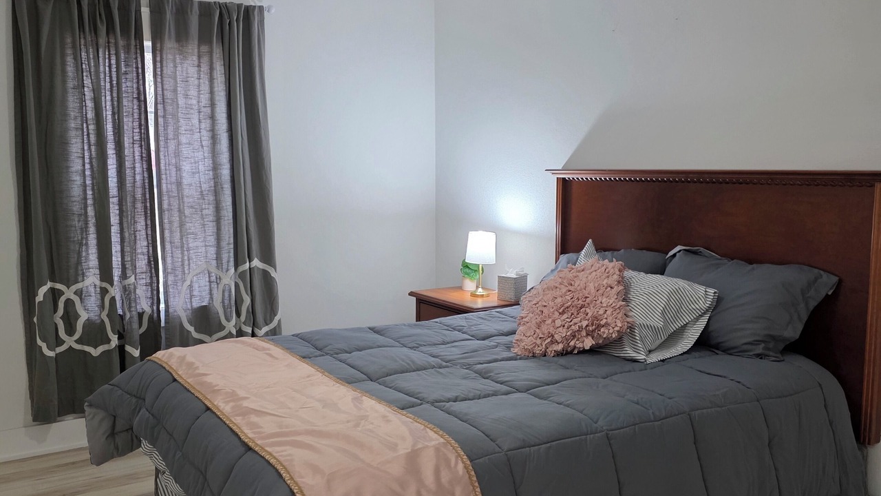 Photo of Bedroom in Ventura