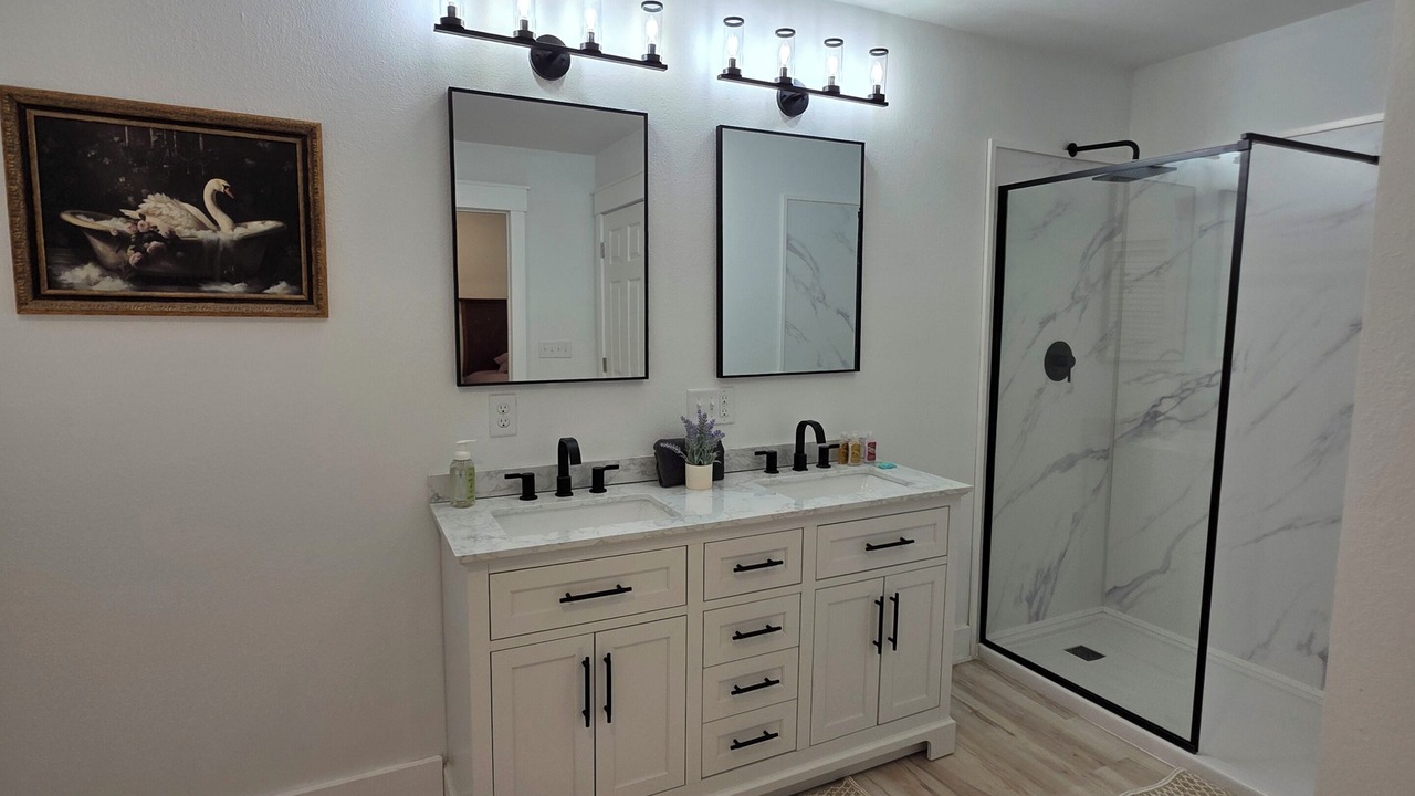 Photo of Bathroom in Ventura