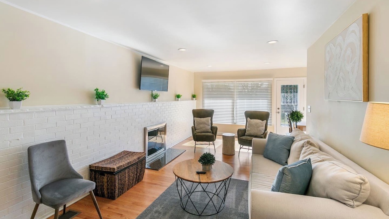 Photo of Livingroom in Libertyville