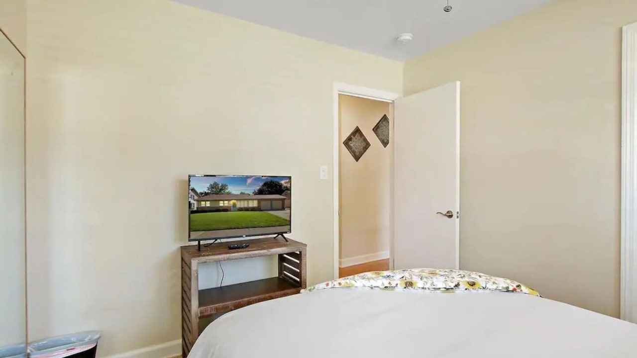 Photo of Bedroom in Libertyville