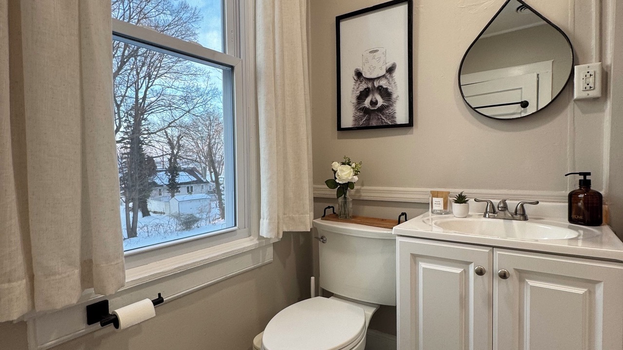 Photo of Bathroom in Deepwater