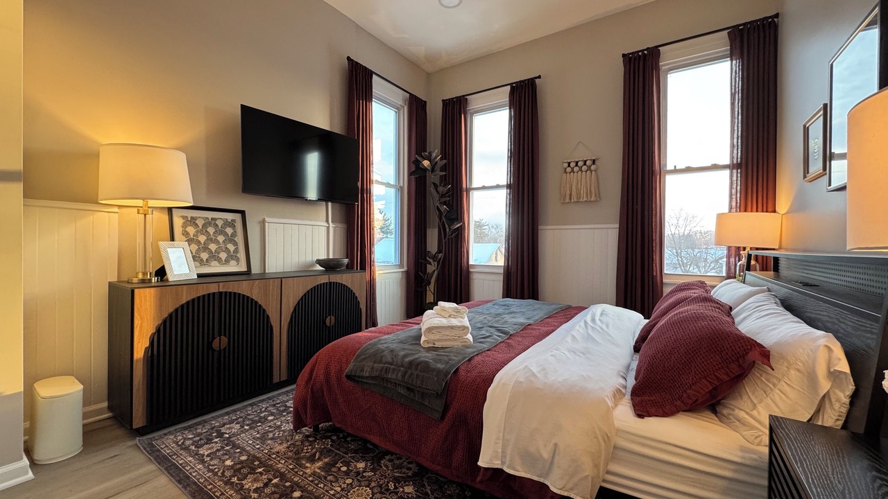 Photo of Bedroom in Deepwater