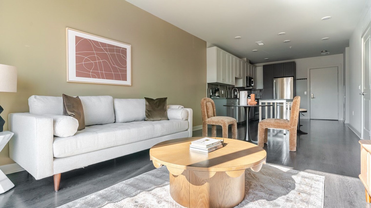 Photo of Livingroom in Chevy Chase
