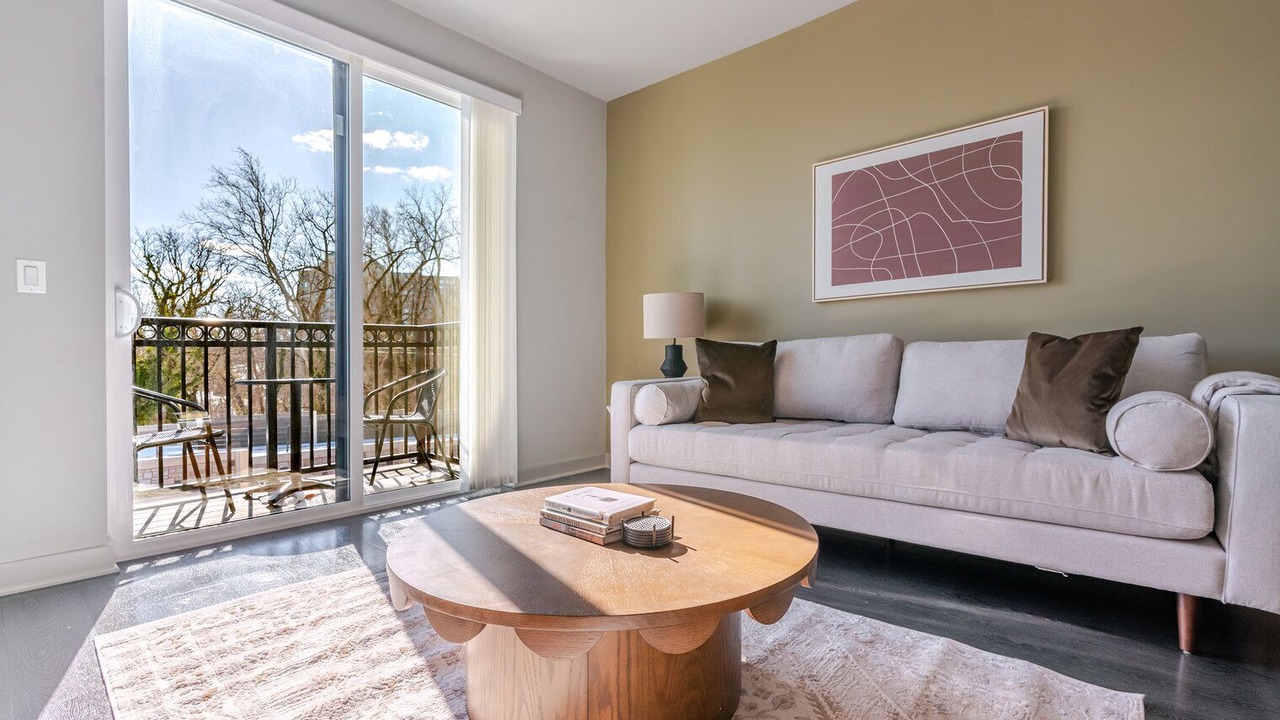 Photo of Livingroom in Chevy Chase