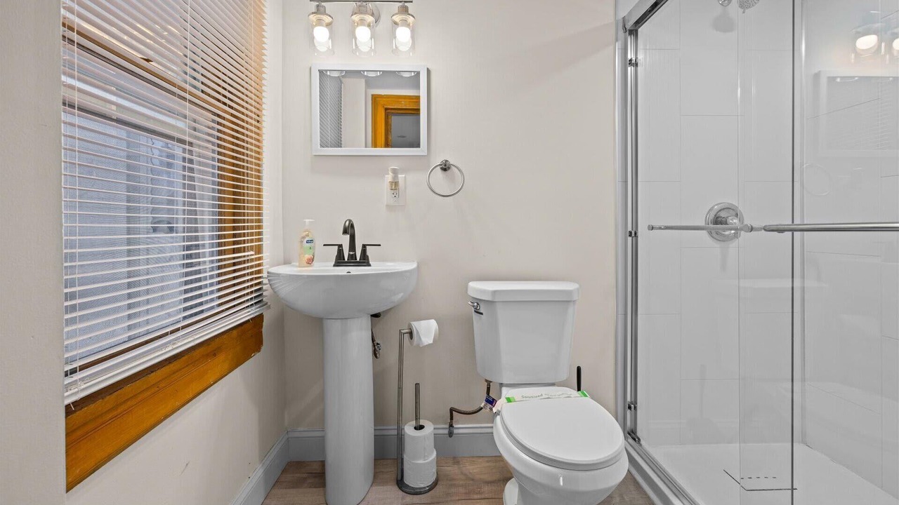 Photo of Bathroom in Cape May - Wildwood