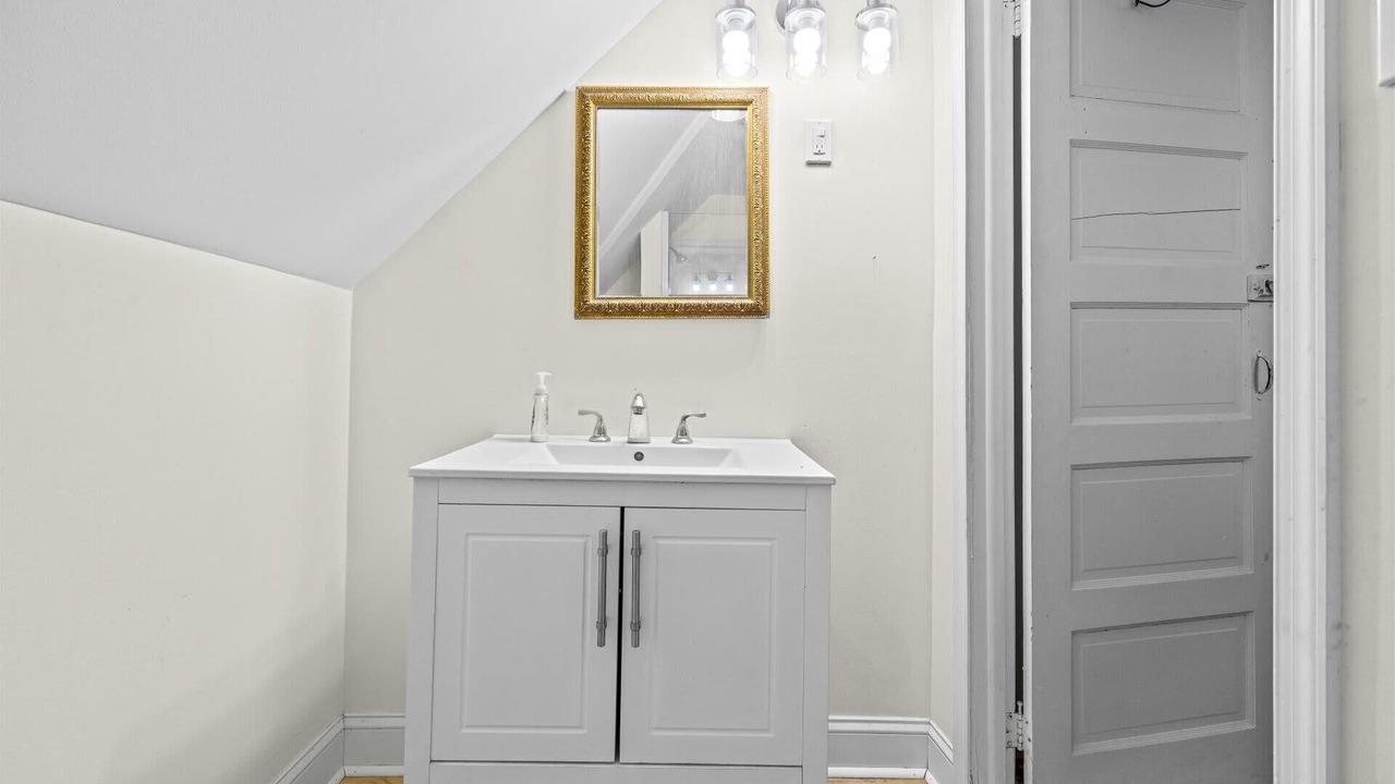 Photo of Bathroom in Cape May - Wildwood