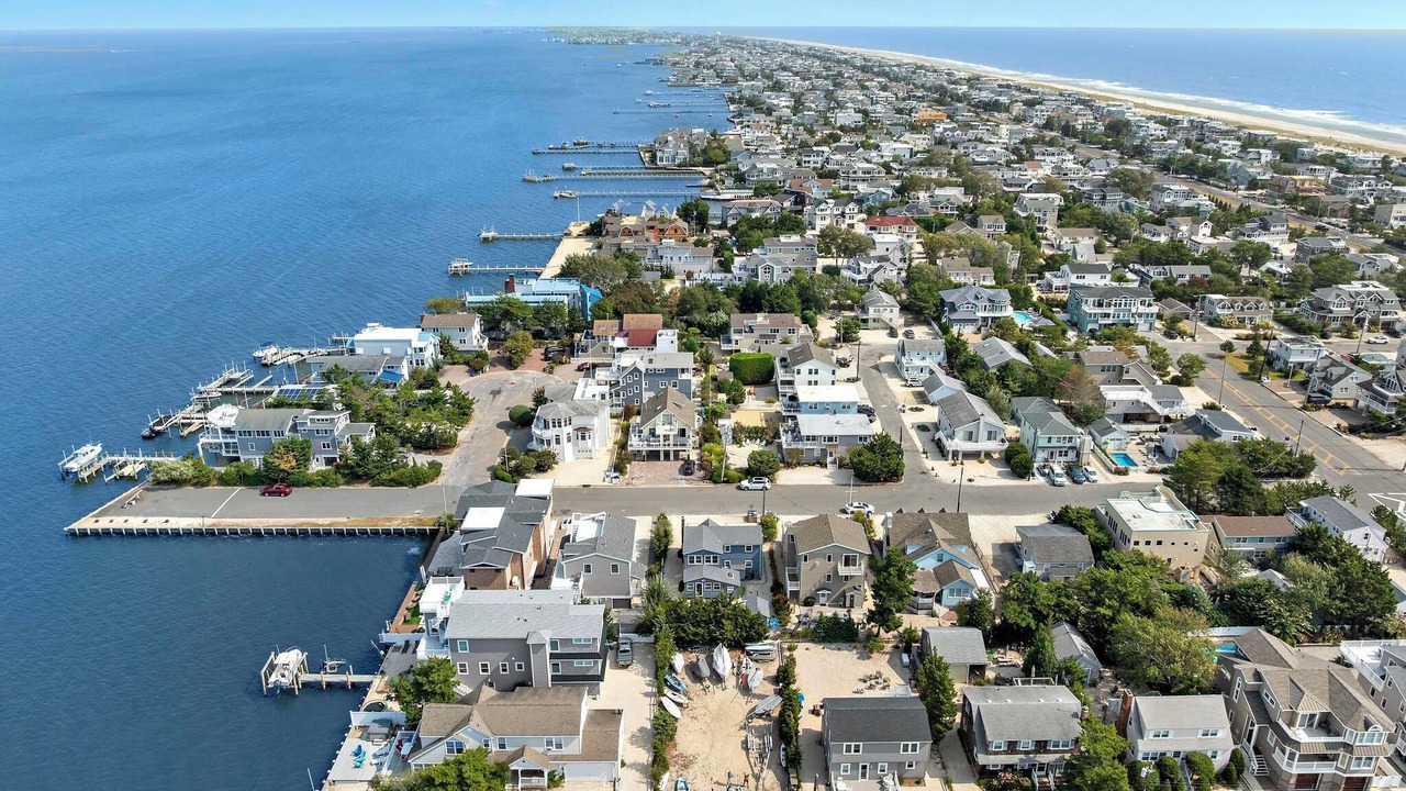 Photo of Others in Surf City
