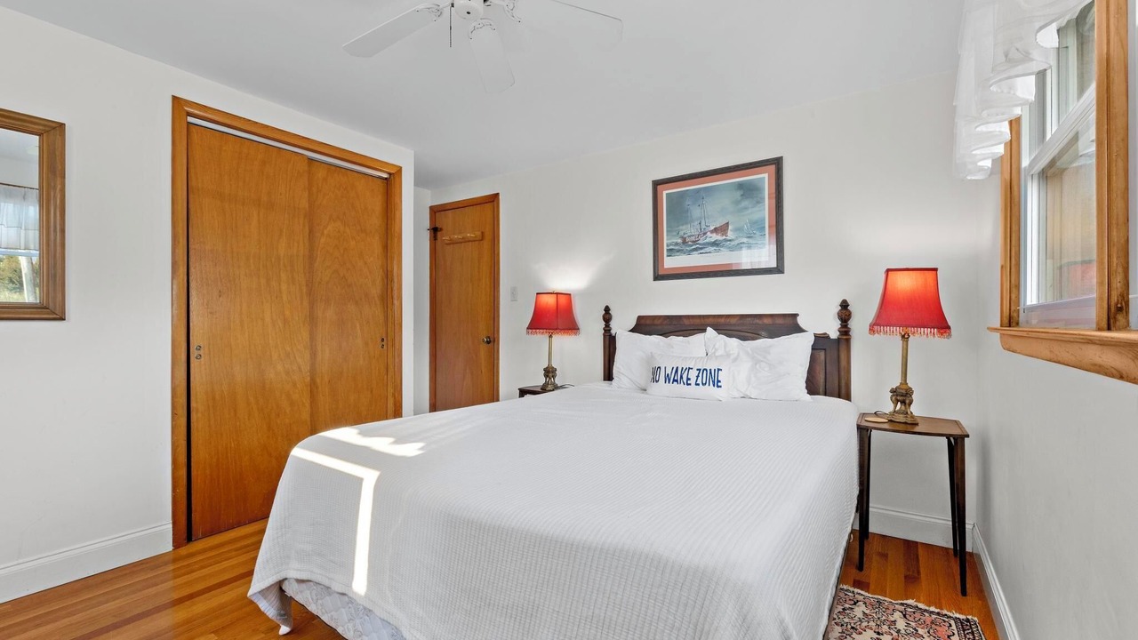 Photo of Bedroom in Surf City