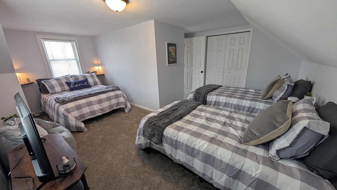 Photo of Bedroom in Clear Lake