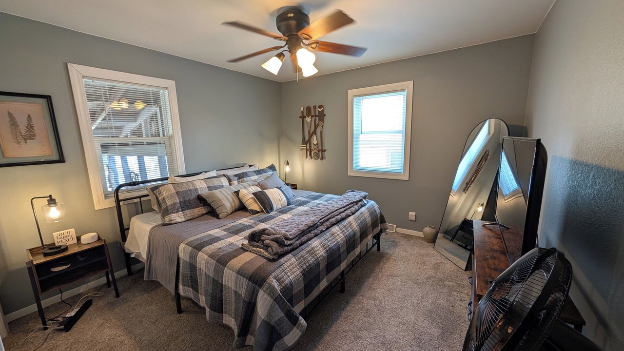 Photo of Bedroom in Clear Lake