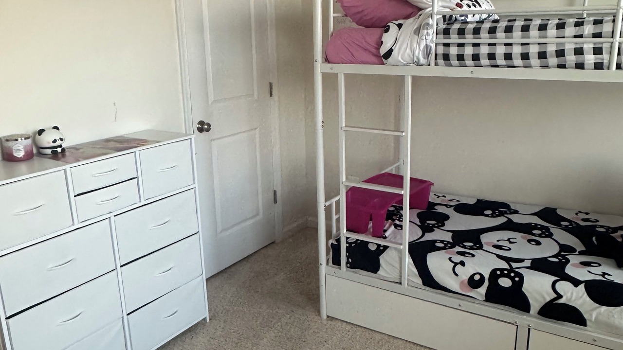 Photo of Bedroom in Linganore-Bartonsville