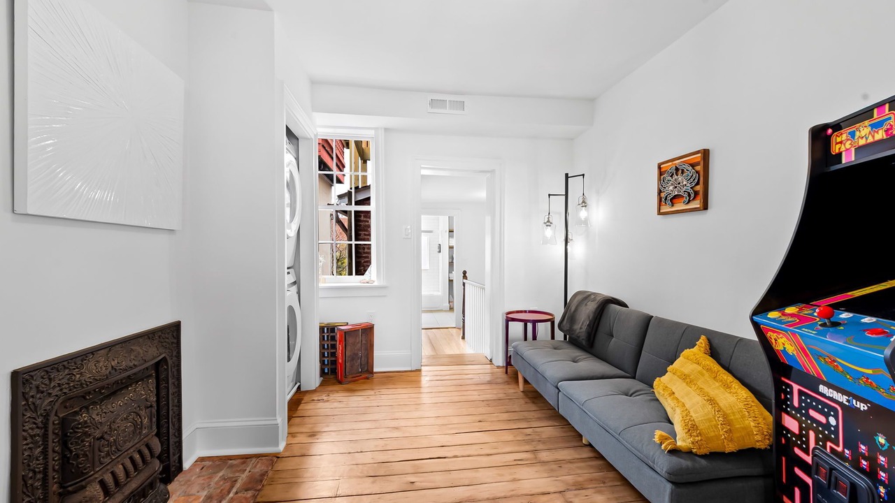Photo of Bedroom in Inner Harbor