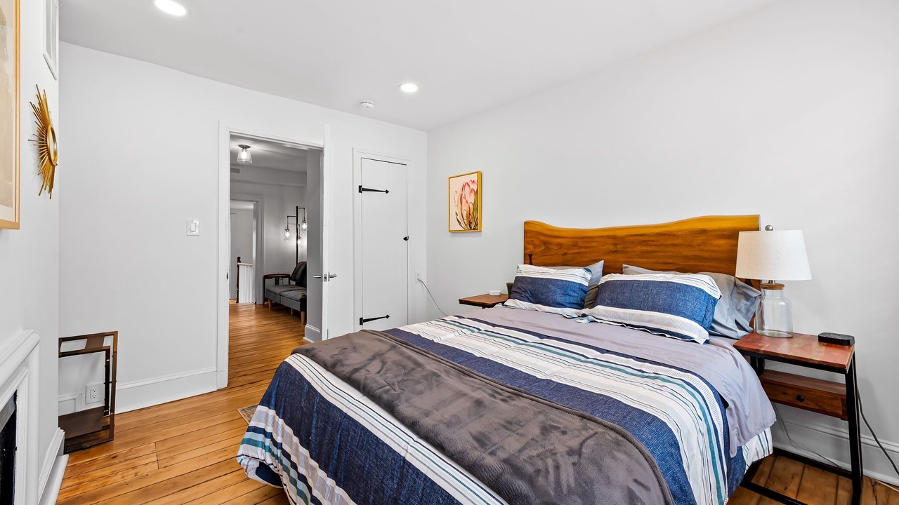 Photo of Bedroom in Inner Harbor