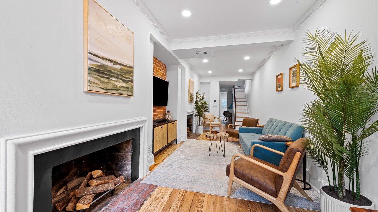 Photo of Livingroom in Inner Harbor