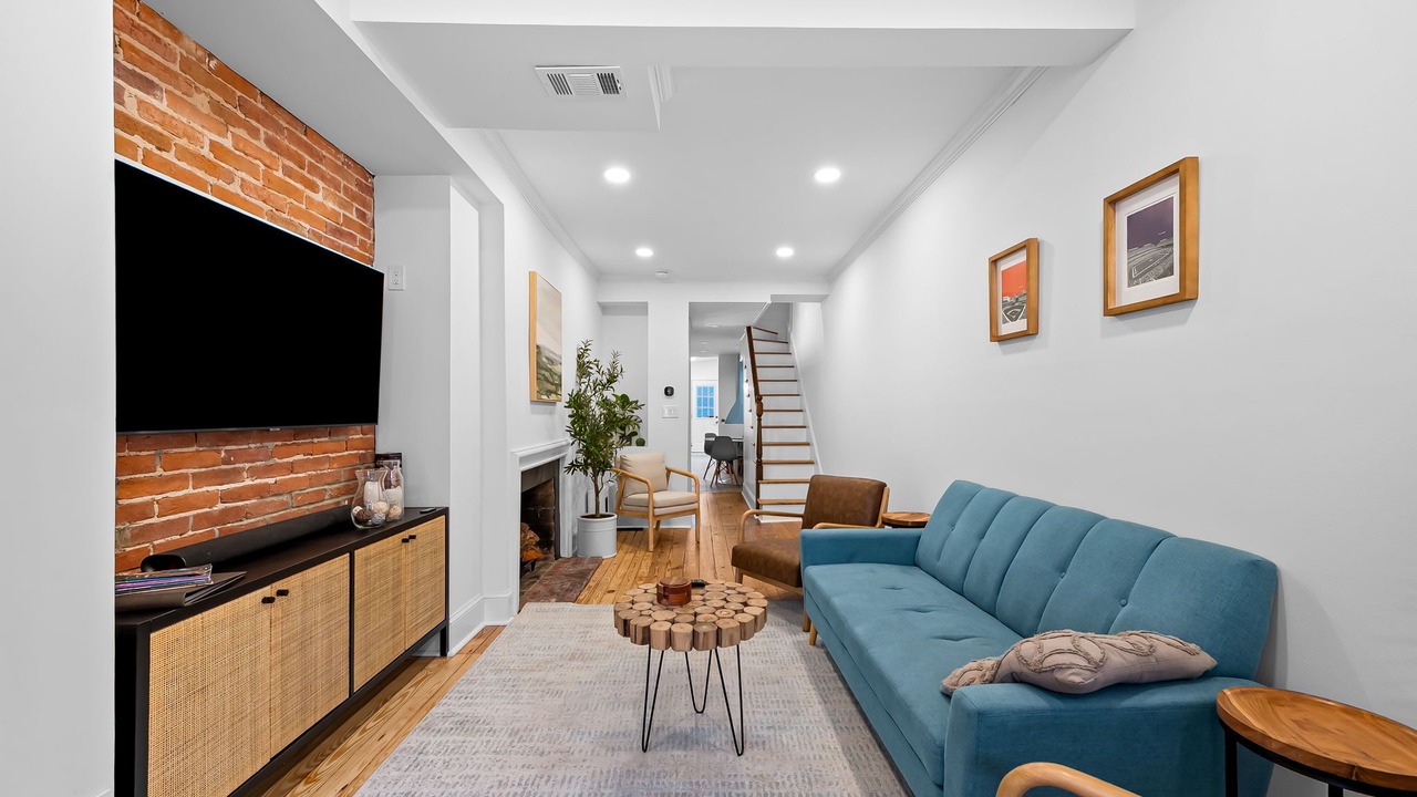 Photo of Livingroom in Inner Harbor