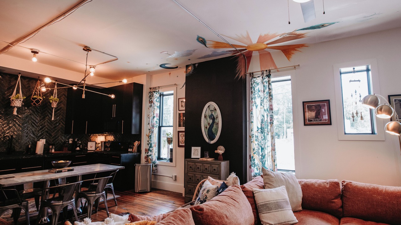 Photo of Livingroom in Burlington