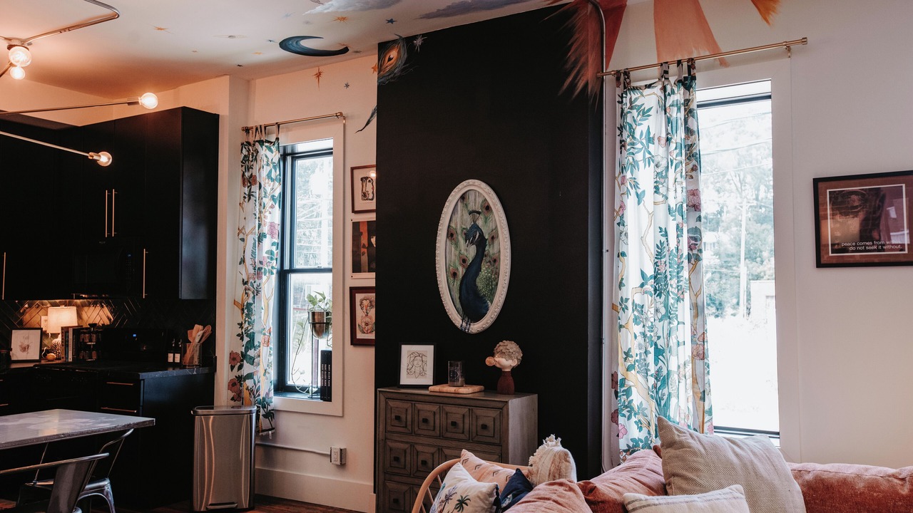 Photo of Livingroom in Burlington