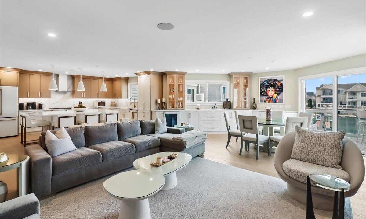 Photo of Livingroom in Margate City