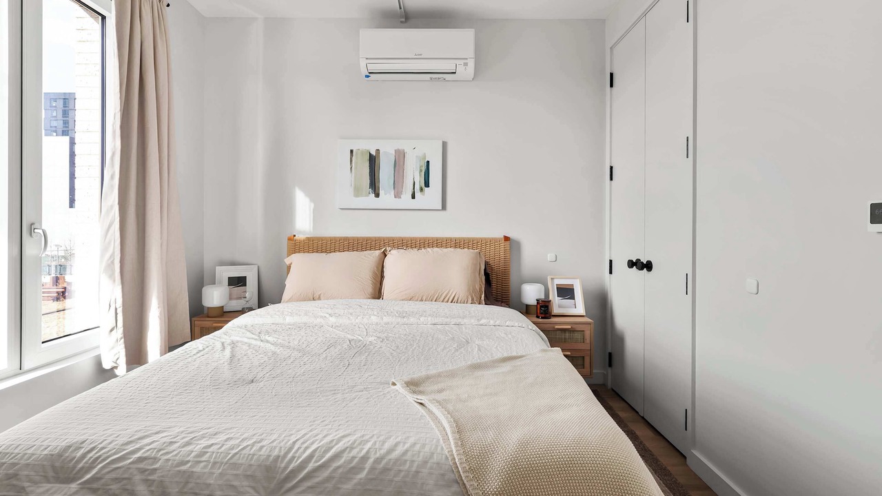 Photo of Bedroom in Greenpoint