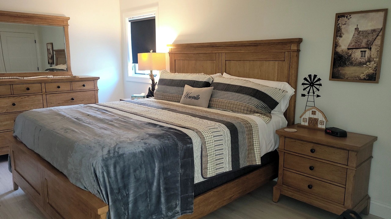 Photo of Bedroom in Karns