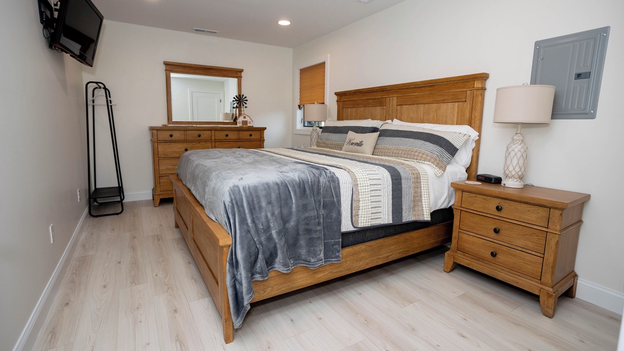 Photo of Bedroom in Karns