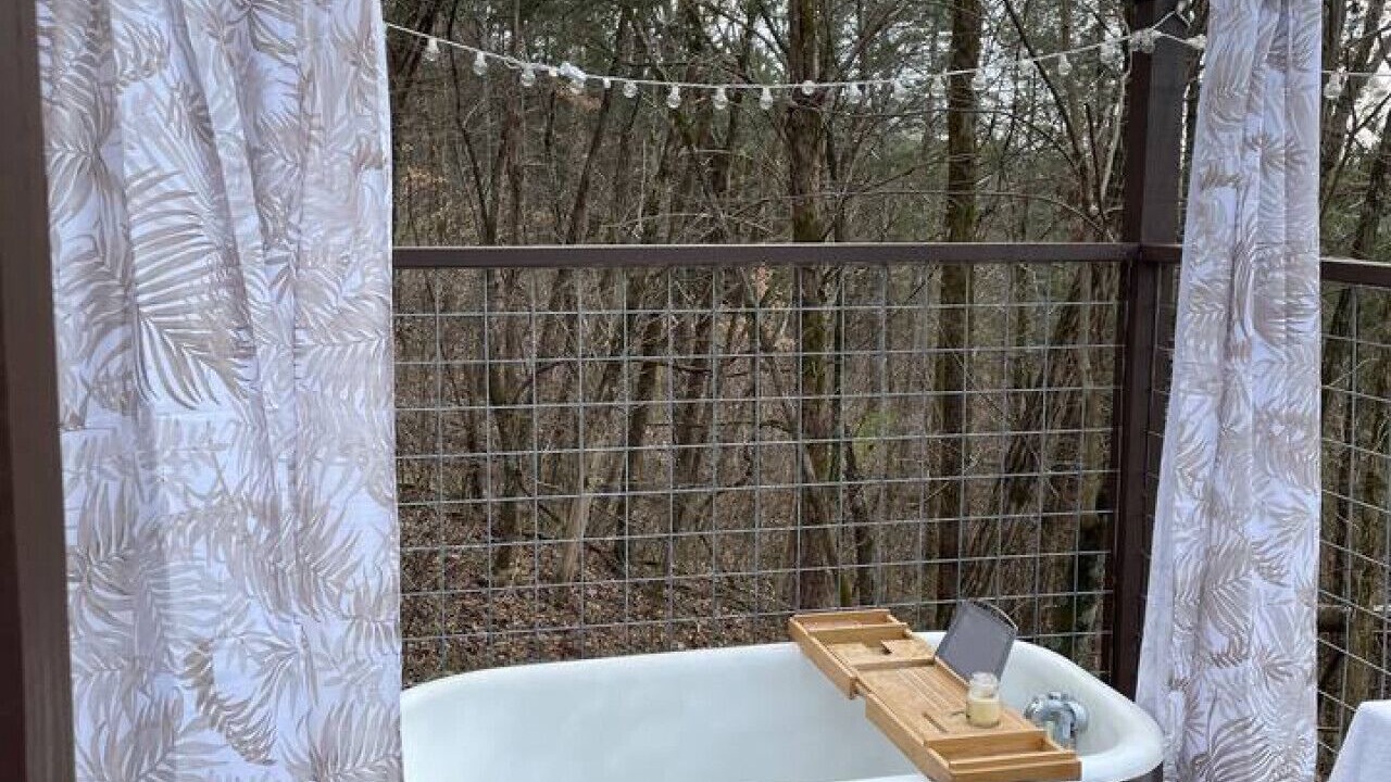 Photo of Outdoor in Madisonville