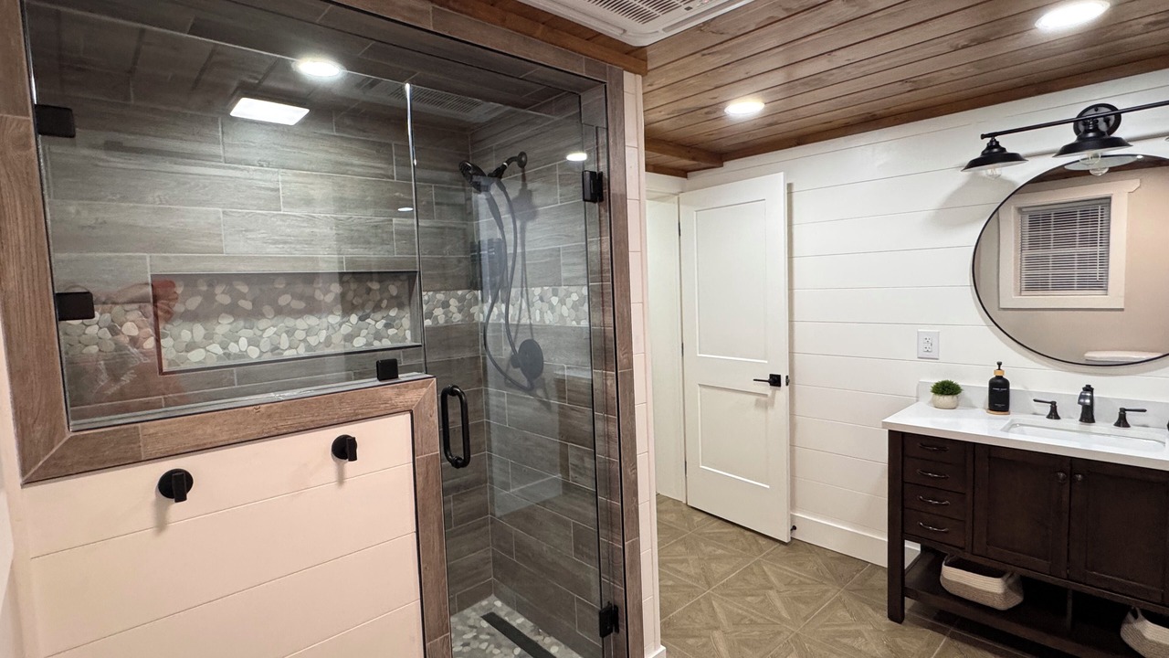 Photo of Bathroom in Butler