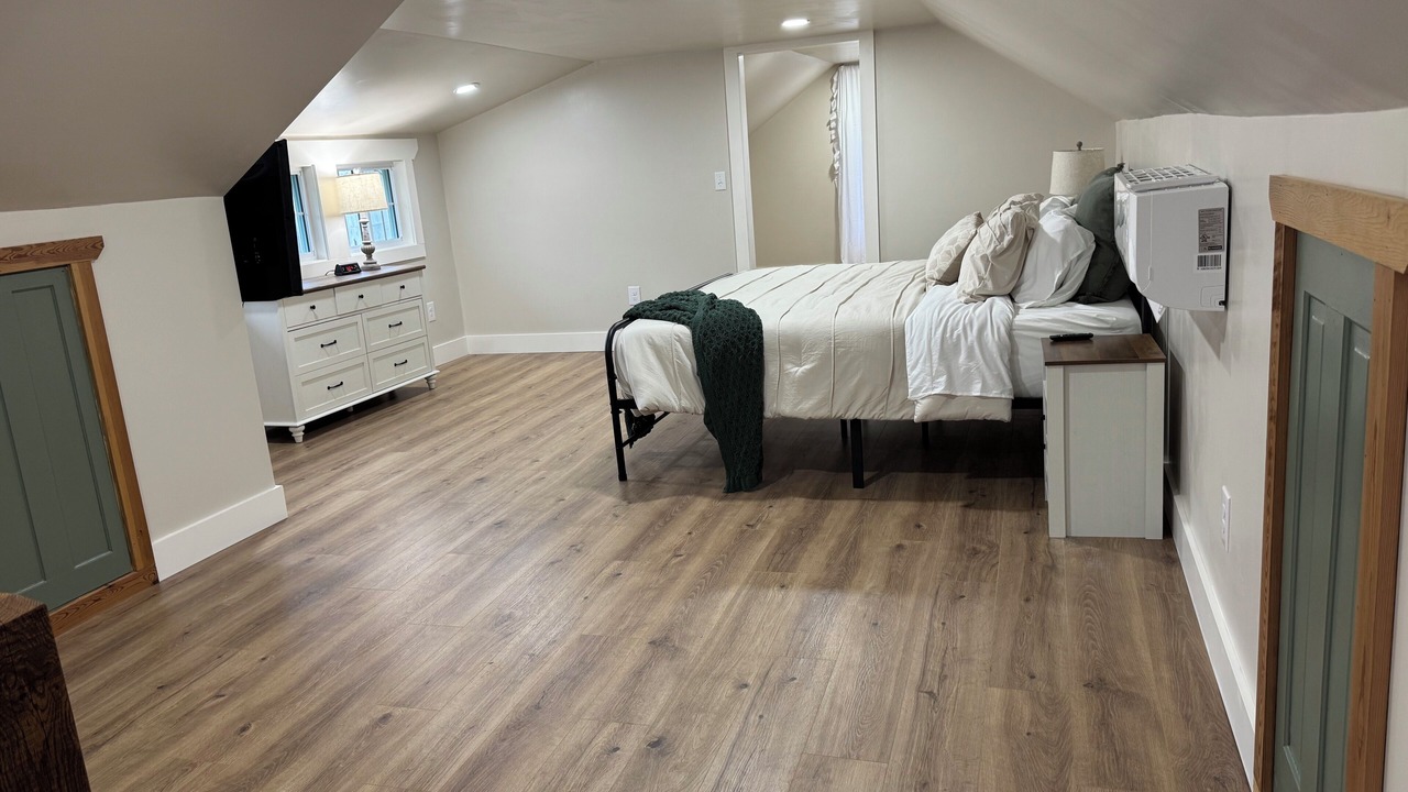 Photo of Bedroom in Butler