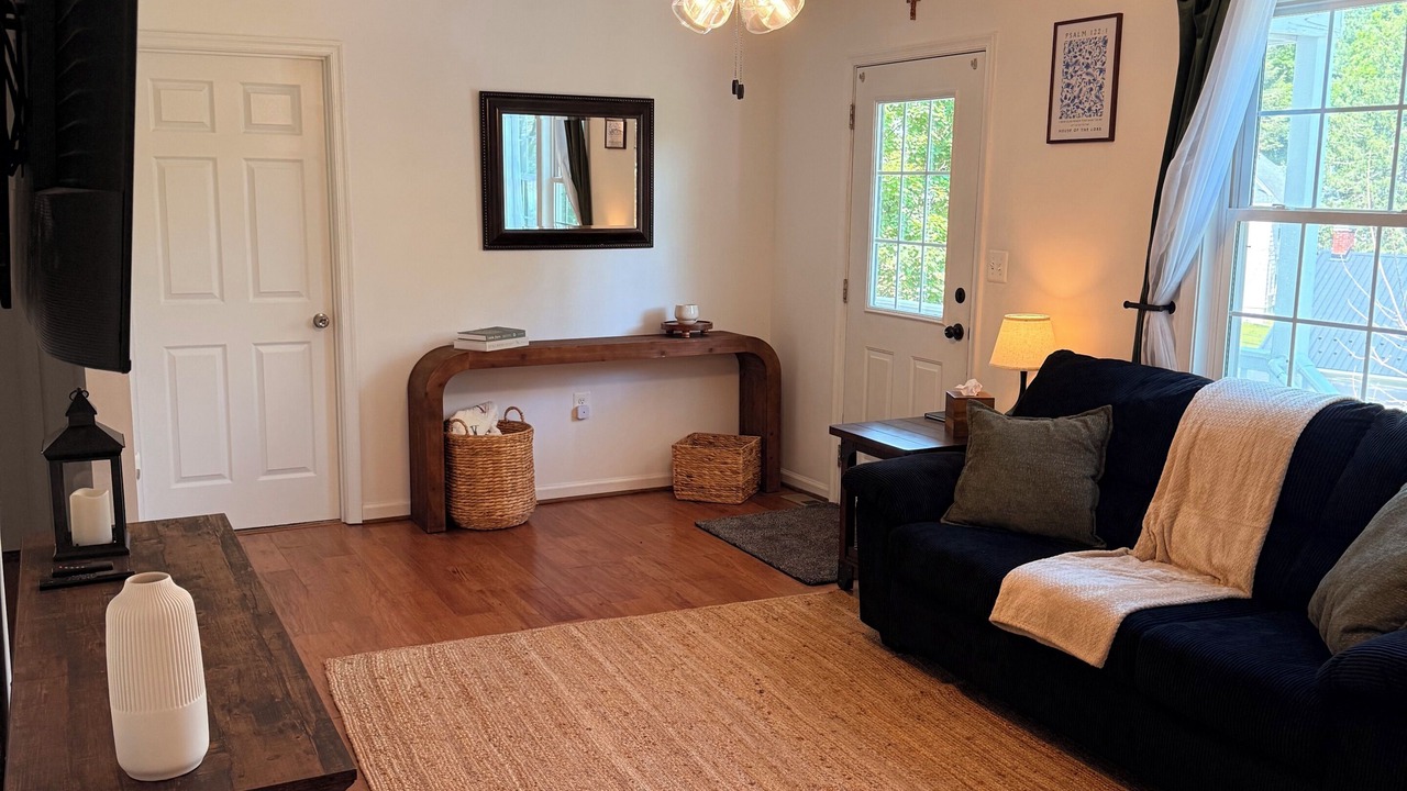 Photo of Livingroom in Glen Rock