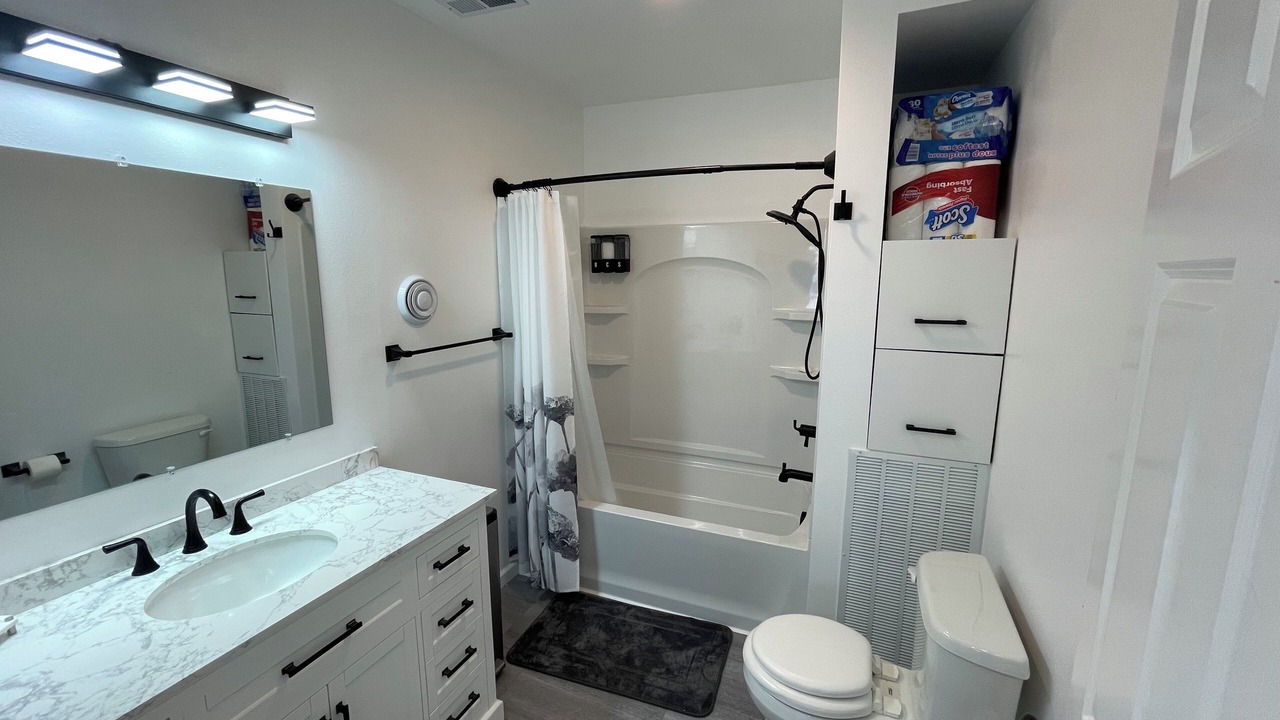 Photo of Bathroom in Clear Lake