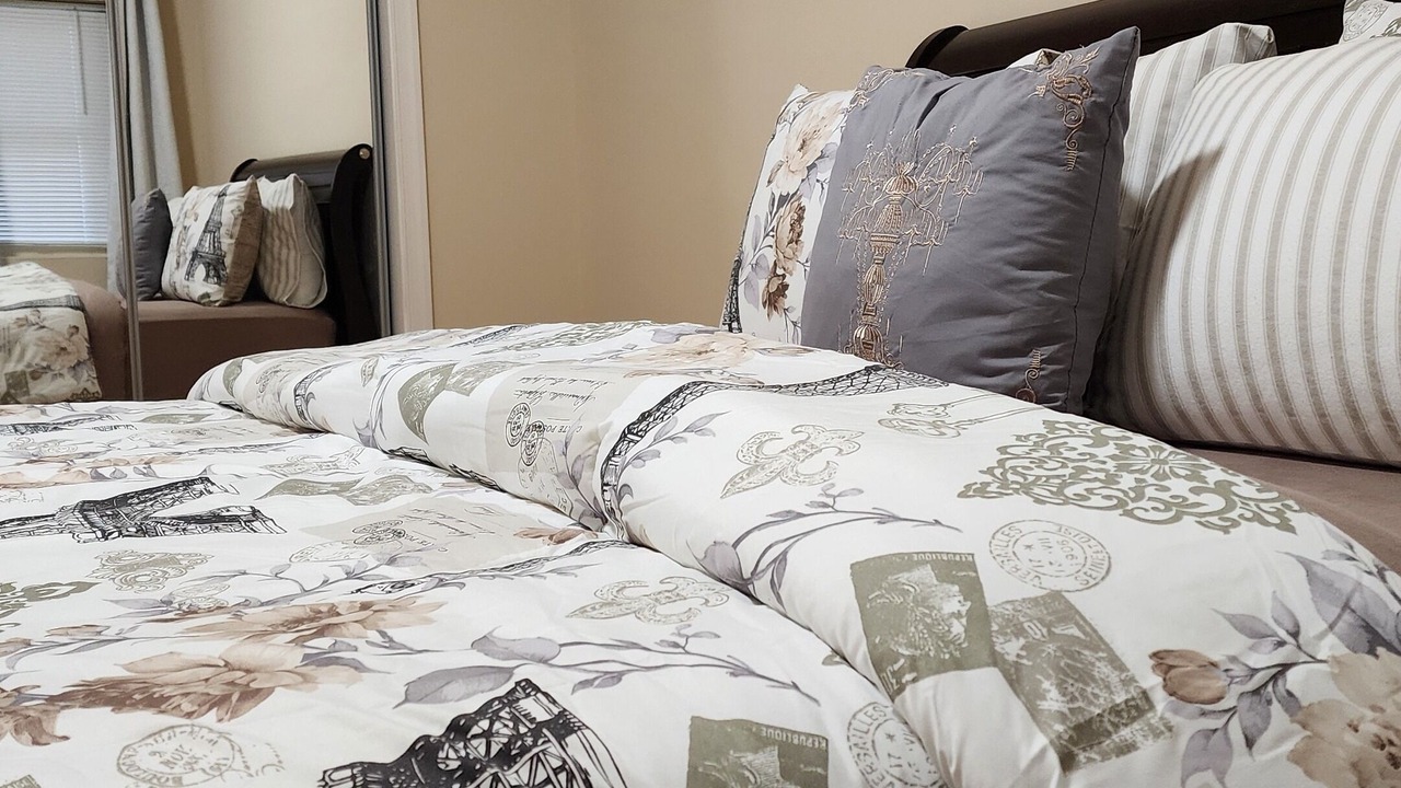 Photo of Bedroom in Downtown Baltimore