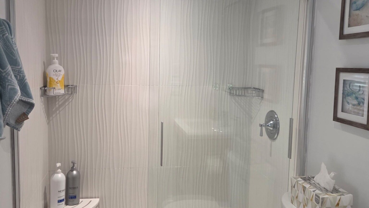 Photo of Bathroom in Avalon