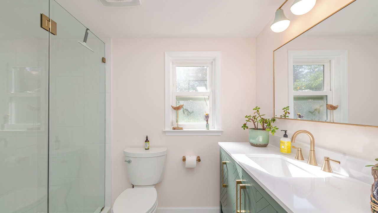 Photo of Bathroom in Elwood