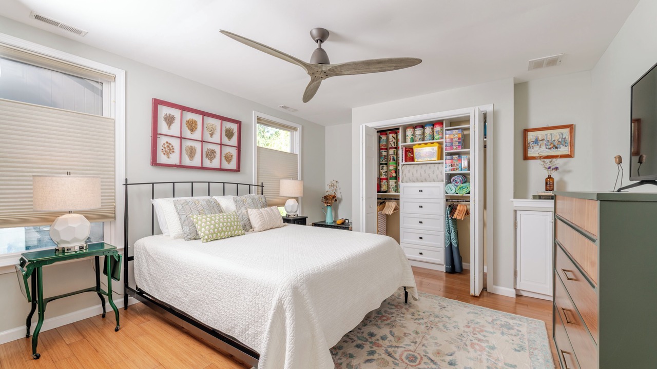 Photo of Bedroom in Elwood