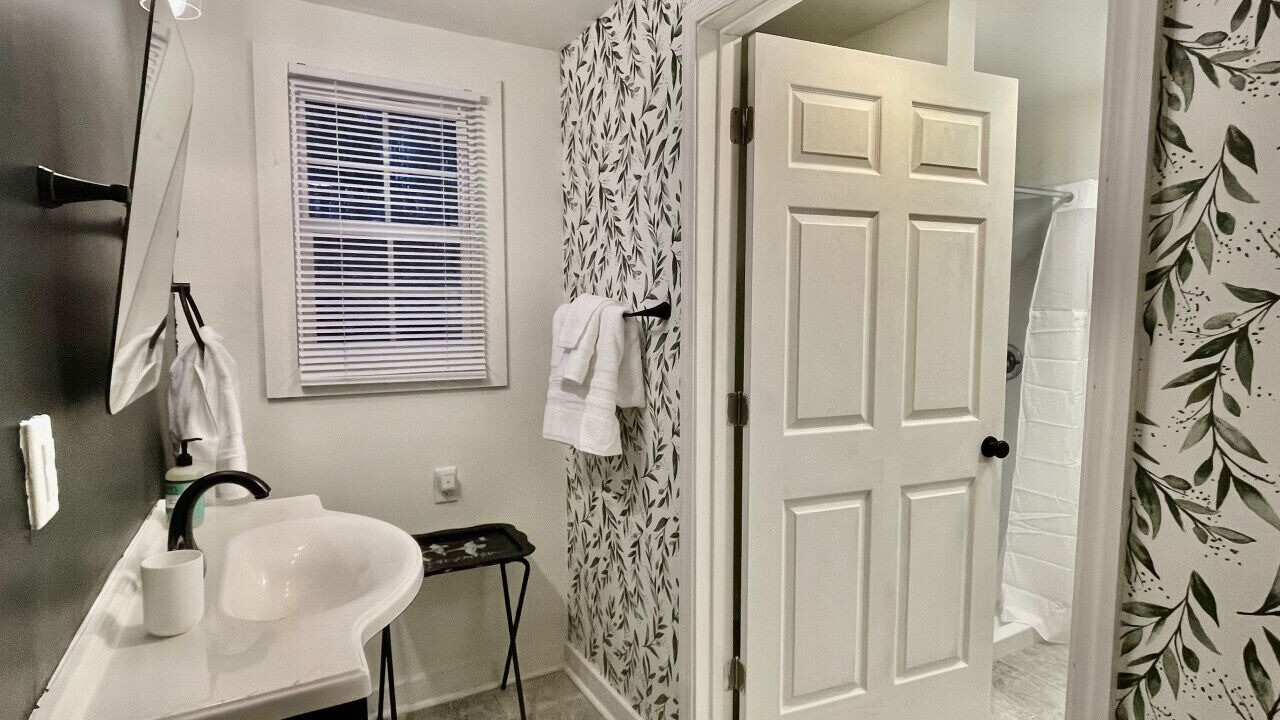Photo of Bathroom in Cedar Bluff