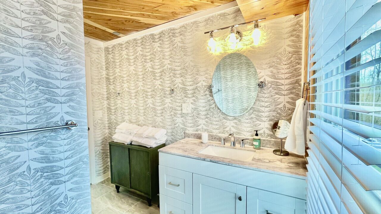 Photo of Bathroom in Cedar Bluff