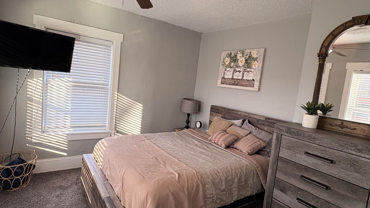 Photo of Bedroom in Downtown Des Moines