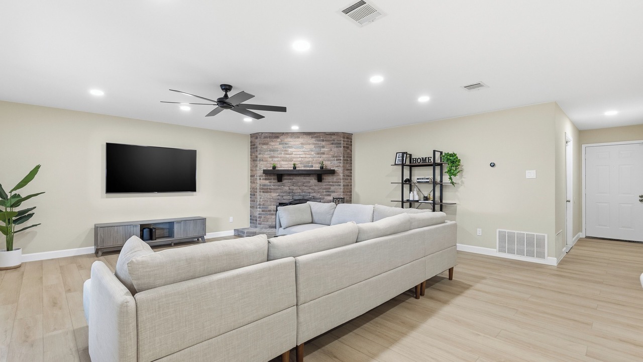 Photo of Livingroom in Quail Hollow