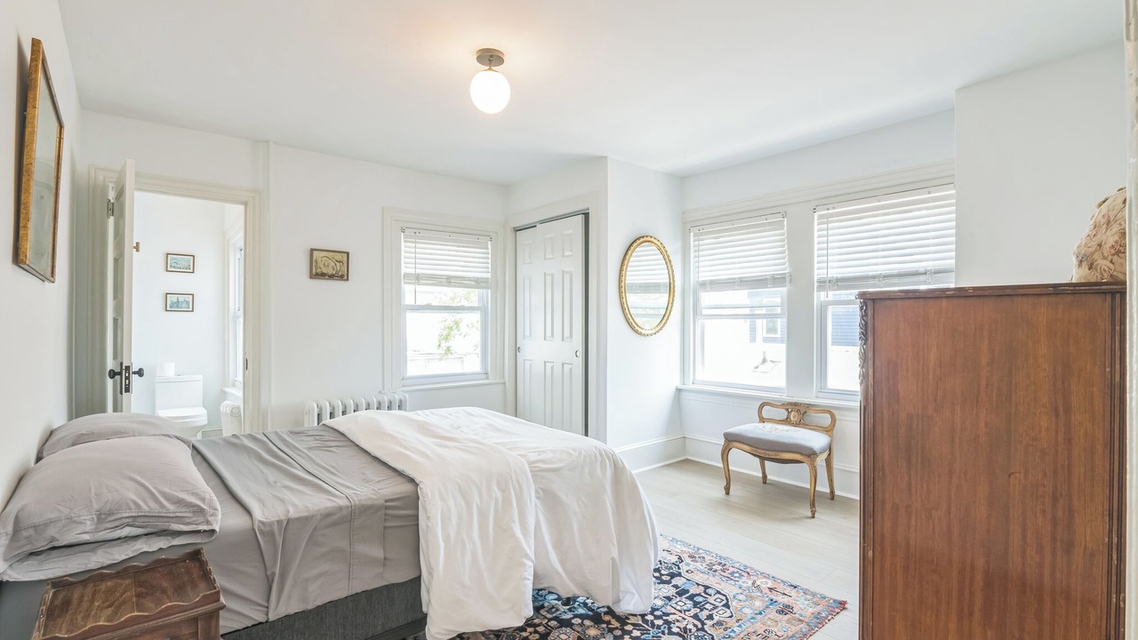 Photo of Bedroom in Ventnor City