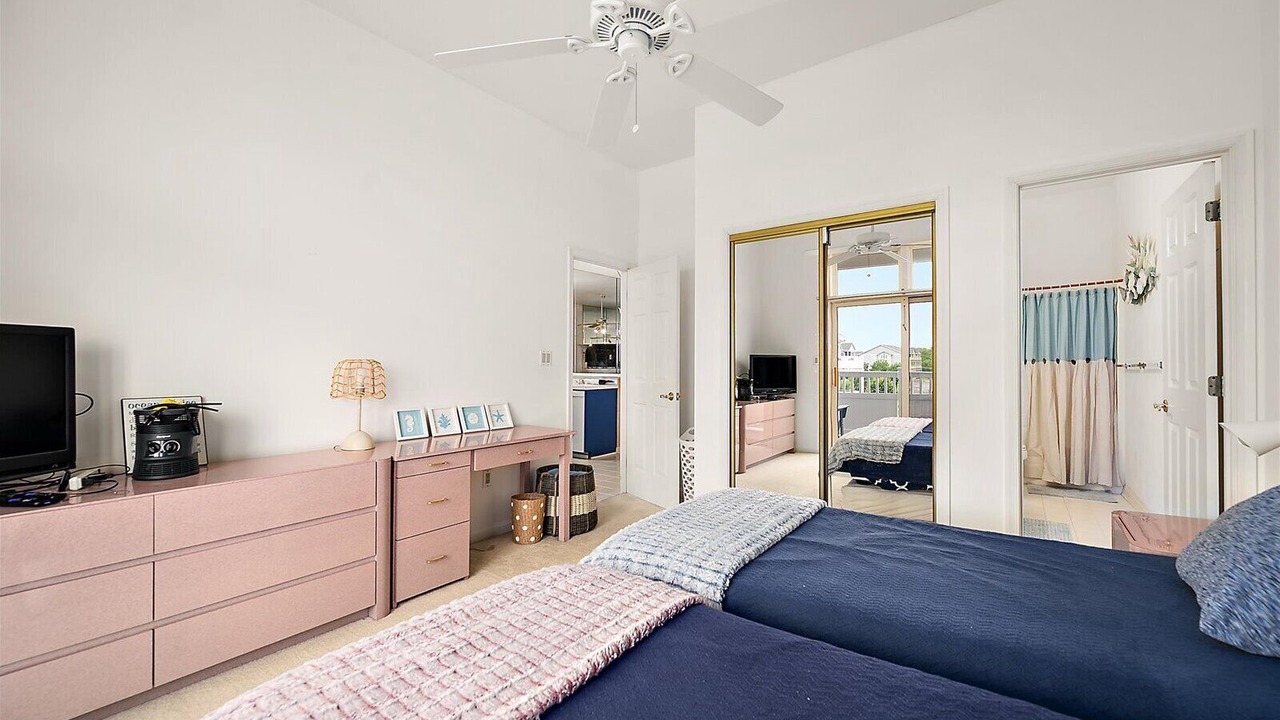 Photo of Bedroom in Heron Harbour Isle